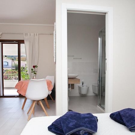 Lu Lioni Rooms Сан-Теодоро Екстер'єр фото