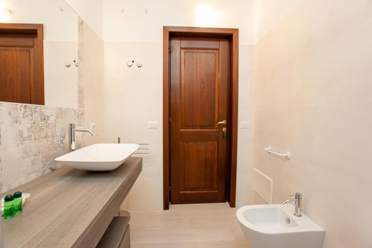 Lu Lioni Rooms Сан-Теодоро Екстер'єр фото