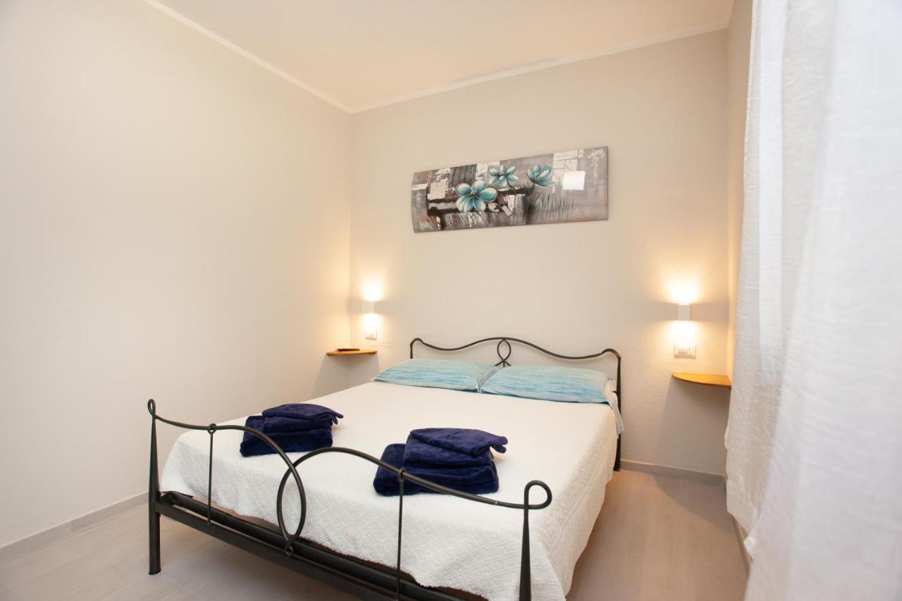 Lu Lioni Rooms Сан-Теодоро Екстер'єр фото