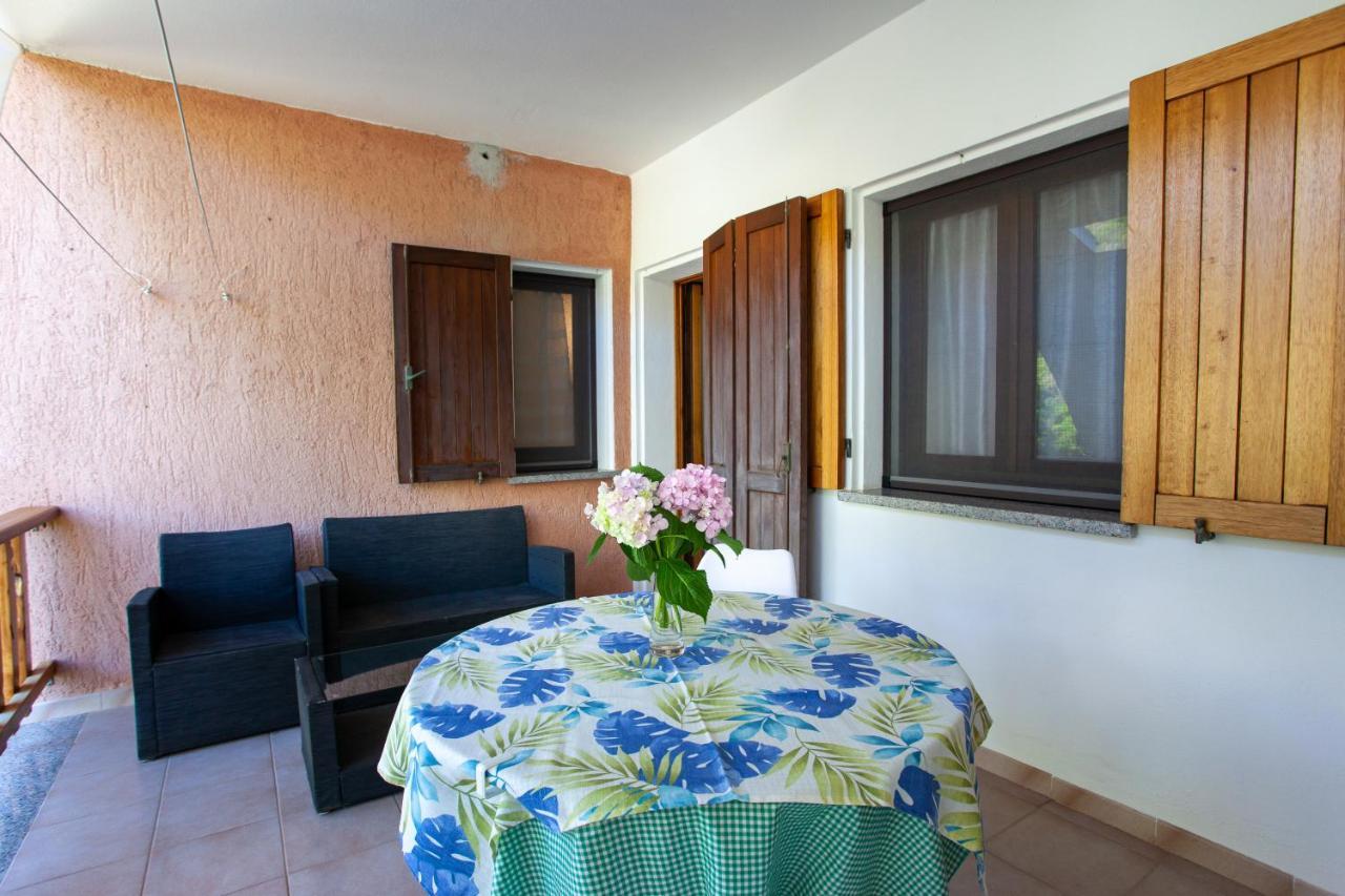 Lu Lioni Rooms Сан-Теодоро Екстер'єр фото